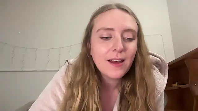 pattyworld69's live room