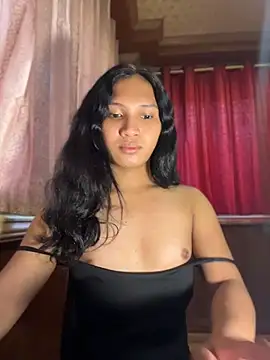 slutty_aki webcam
