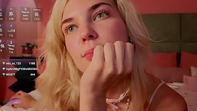 Bella_Stewarttt webcam