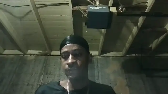 Leo99842 webcam