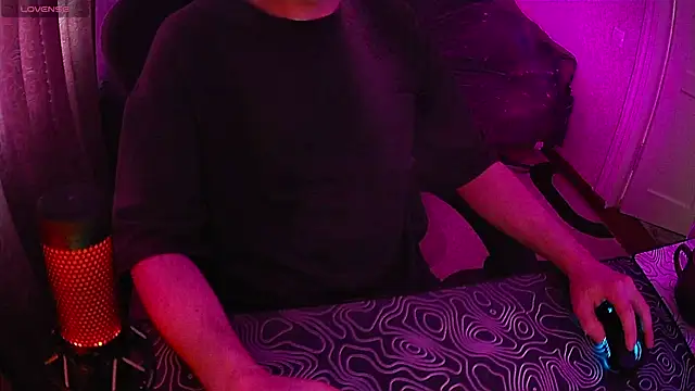 ZXCENSORED- live cam on StripChat