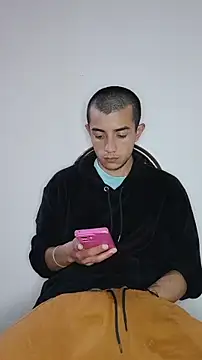 Thick_Cock live cam on StripChat