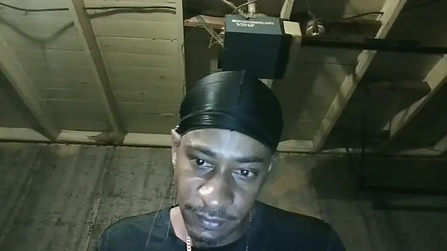 Leo99842 webcam