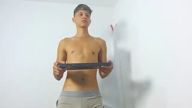 Twinkcock22 webcam