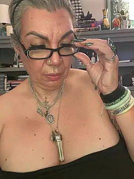 dieseldame1313 webcam