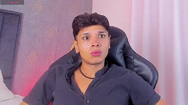 Alejandroo_Montenegro webcam