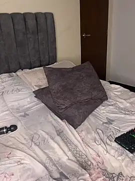 Scarlett_diaz17 webcam