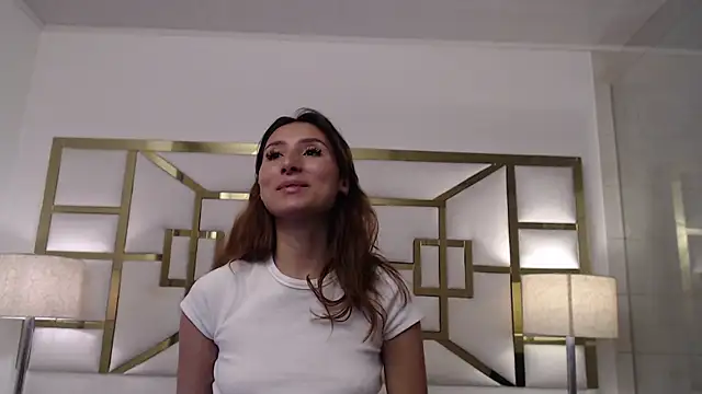 VivieneLuxe webcam