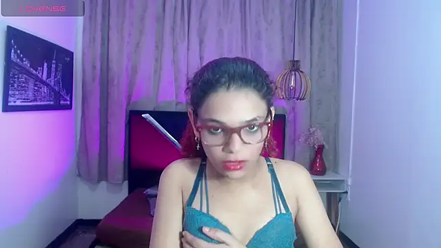 luisa__torres webcam