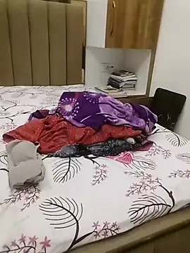 Too_yum_girl webcam