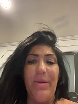 LittleMissEeve live webcam show