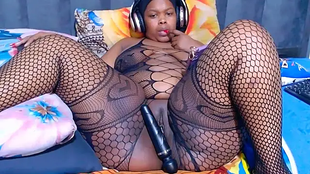 BigbootyNickyx webcam