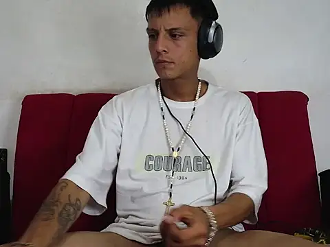 andrewcoopper1 webcam