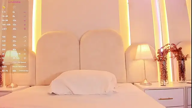 Alicia_Monroe_ webcam