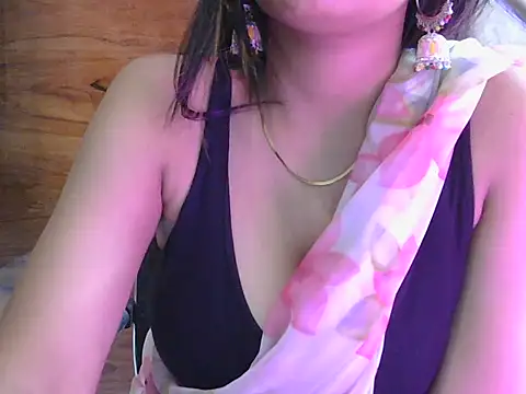 miss-riyaa webcam