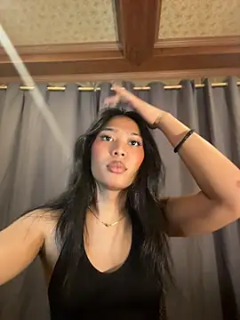 hugecock_tamira webcam