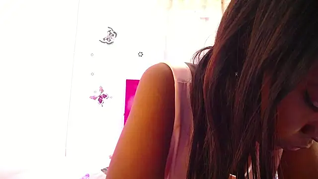 naughtyavaa webcam