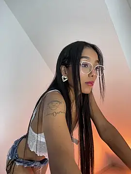 LunaVelour13