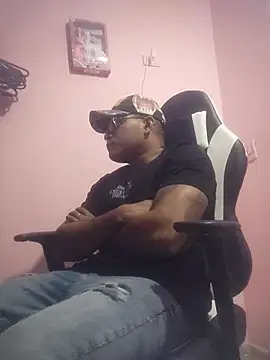 SaucyAffair0