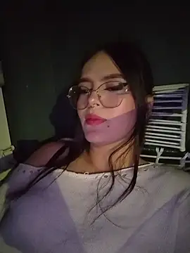 Mia_Collings1