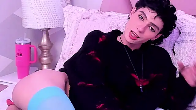 KylieMonnett webcam