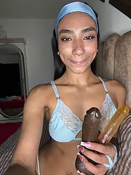 Mia-Lorette webcam