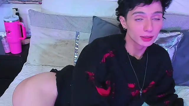 KylieMonnett webcam