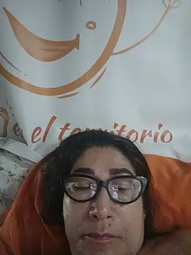 PatriciaGrajales live cam on StripChat