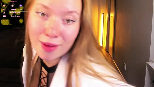 Coraline_Clark webcam