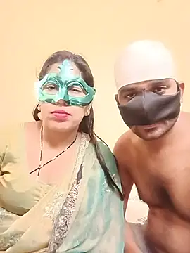 Indiansexycouple1 live cam on StripChat