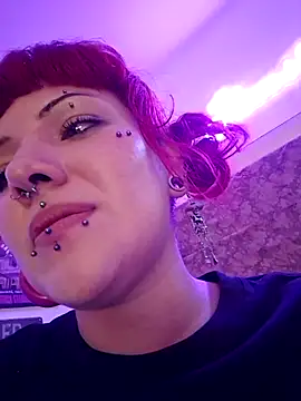sarah-stoner - Sarah-Stoner's free webcam - UK Sex Cams