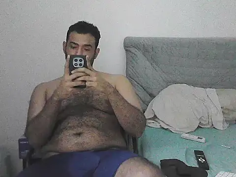 alphalatinobearx live cam on StripChat
