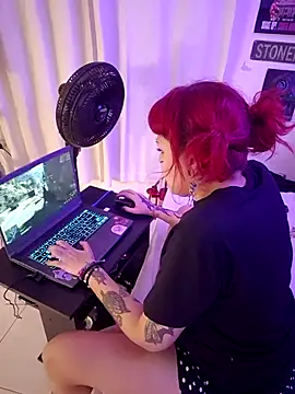 Sarah-Stoner webcam