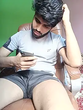 MASTTERRRR live cam on StripChat