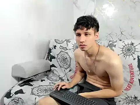 DANIEL_Hot777 live webcam show
