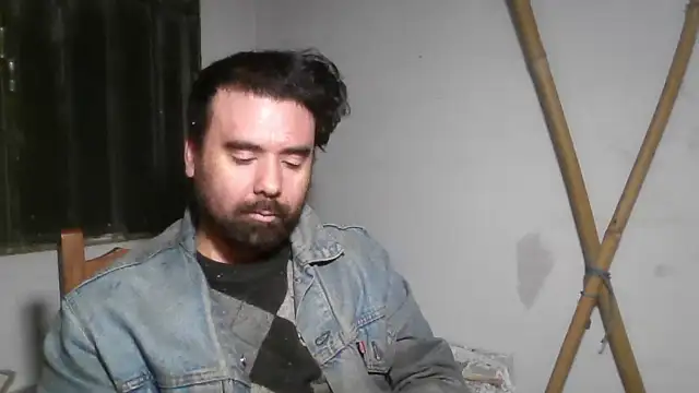Smoker_lounge live webcam show