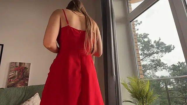 Mia_Luxes