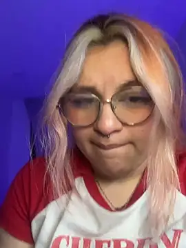 Sophia_Weest99 webcam
