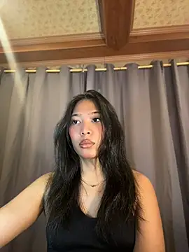 hugecock_tamira live sex cam