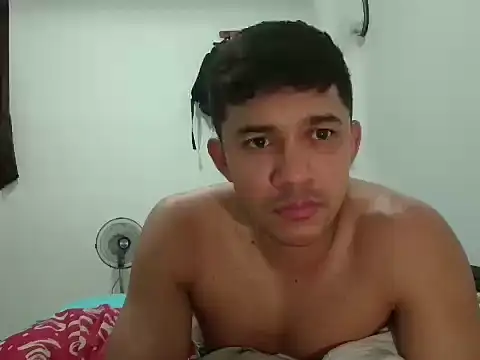 lunnybrow's live room