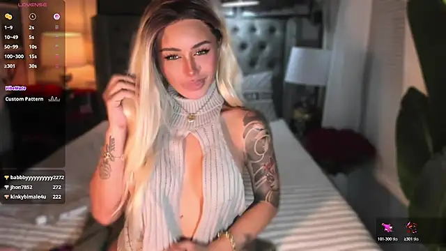 ParisianDoll webcam