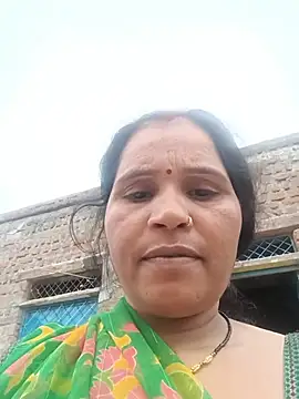 Nm_sanjna live cam on StripChat