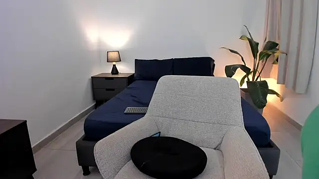 Nate_Ocean live cam on StripChat