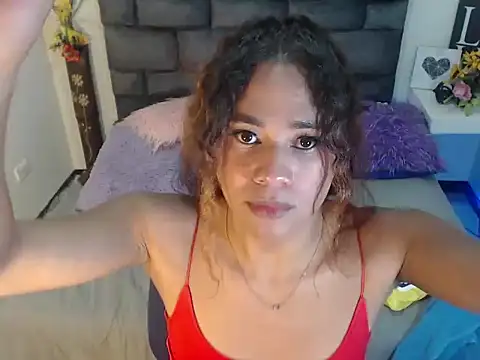 Valentine_Rose webcam