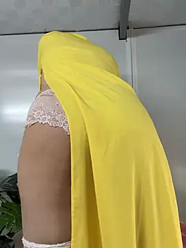 Nana-19 live webcam show