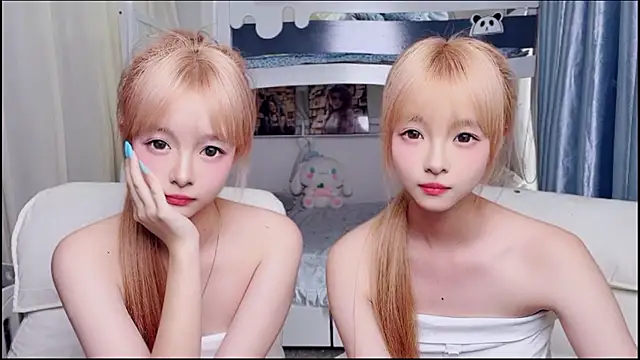 xiaoqiao-daqiao live webcam show