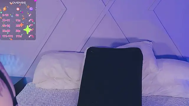 emmajohnss webcam