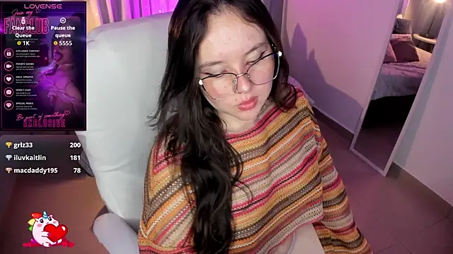 Raven_sweeteyes webcam