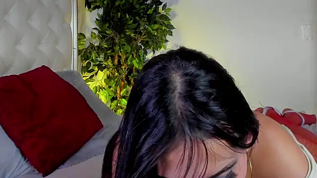 Miss_KhalifaDoll webcam