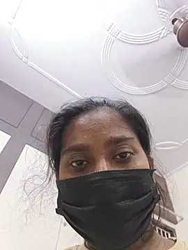 jaanvisharmaaa (F young) - Pusssy fingering+rub in public
